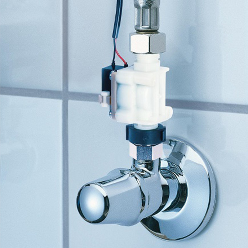 Змішувач безконтактний для раковини Grohe Euroeco Cosmopolitain E 36269000